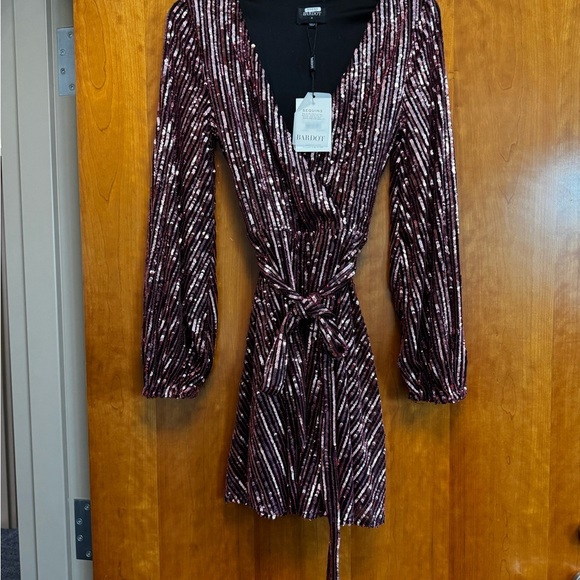 Elegant Bardot Sequin Wrap Dress - Picture 6 of 8